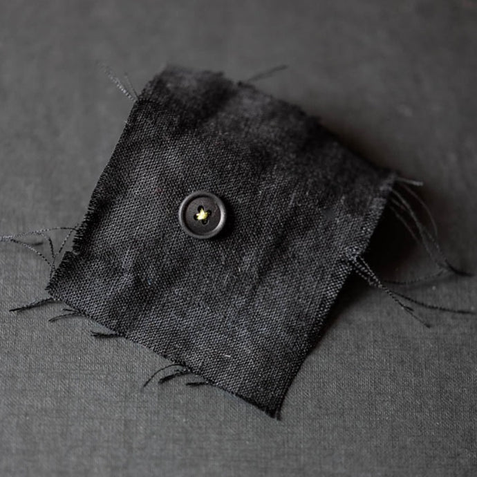 Merchant & Mills - Cotton Button - Scuttle Black 15mm