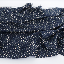 Cotton Sateen - Tiny Daisies