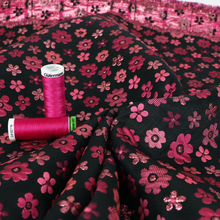 Jacquard Matelassé - Metallic Pink Daisy