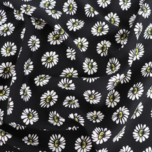 Viscose Lawn - Daisies