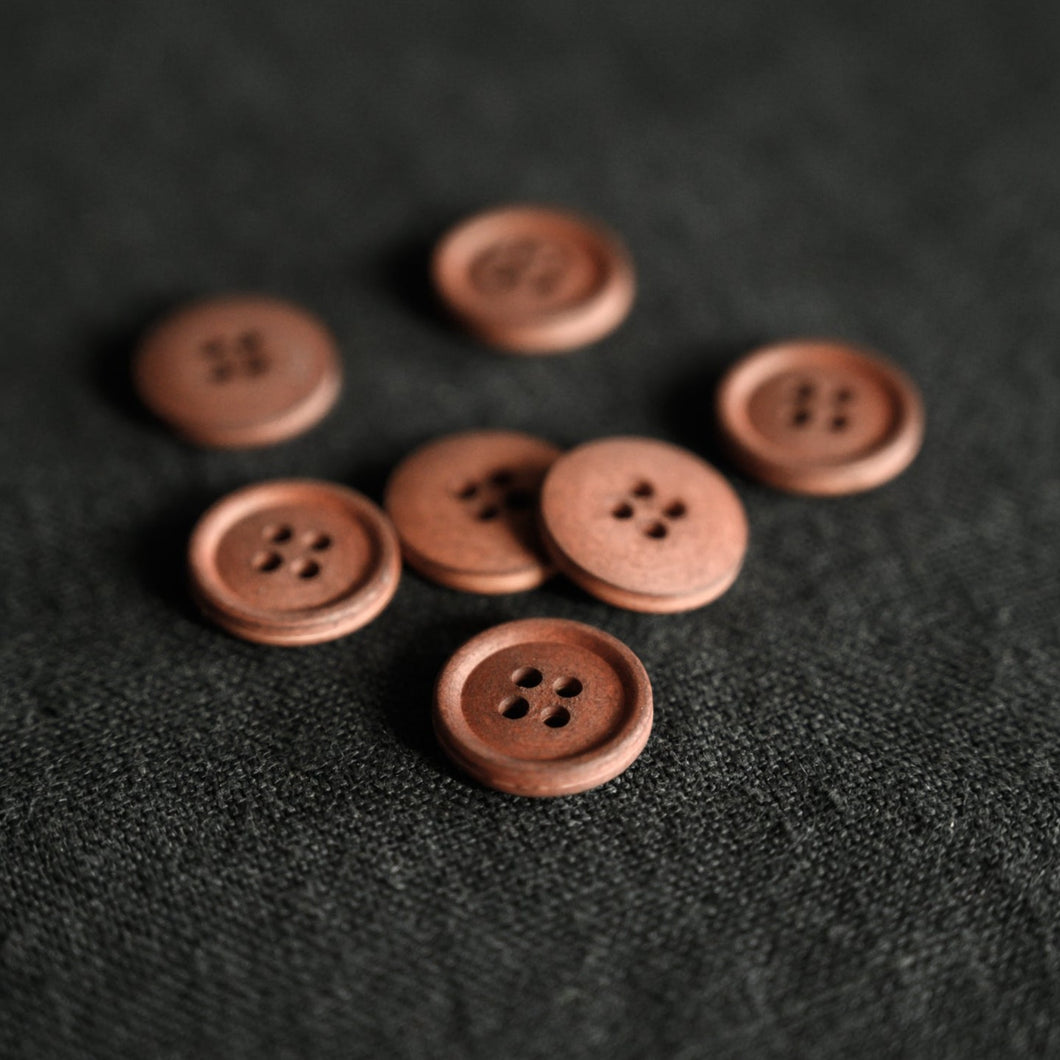 Merchant & Mills - Cotton Button - Brown / Red 15mm